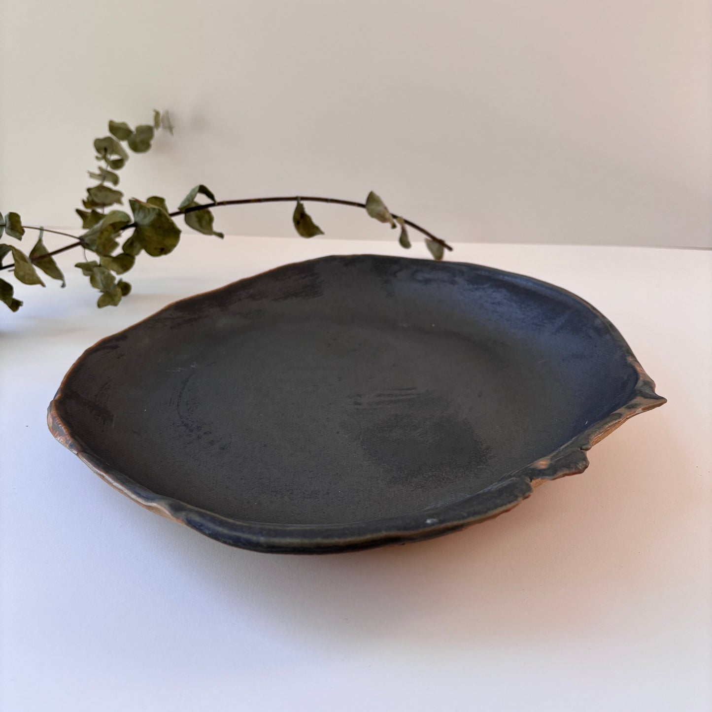 serving bowl gray black