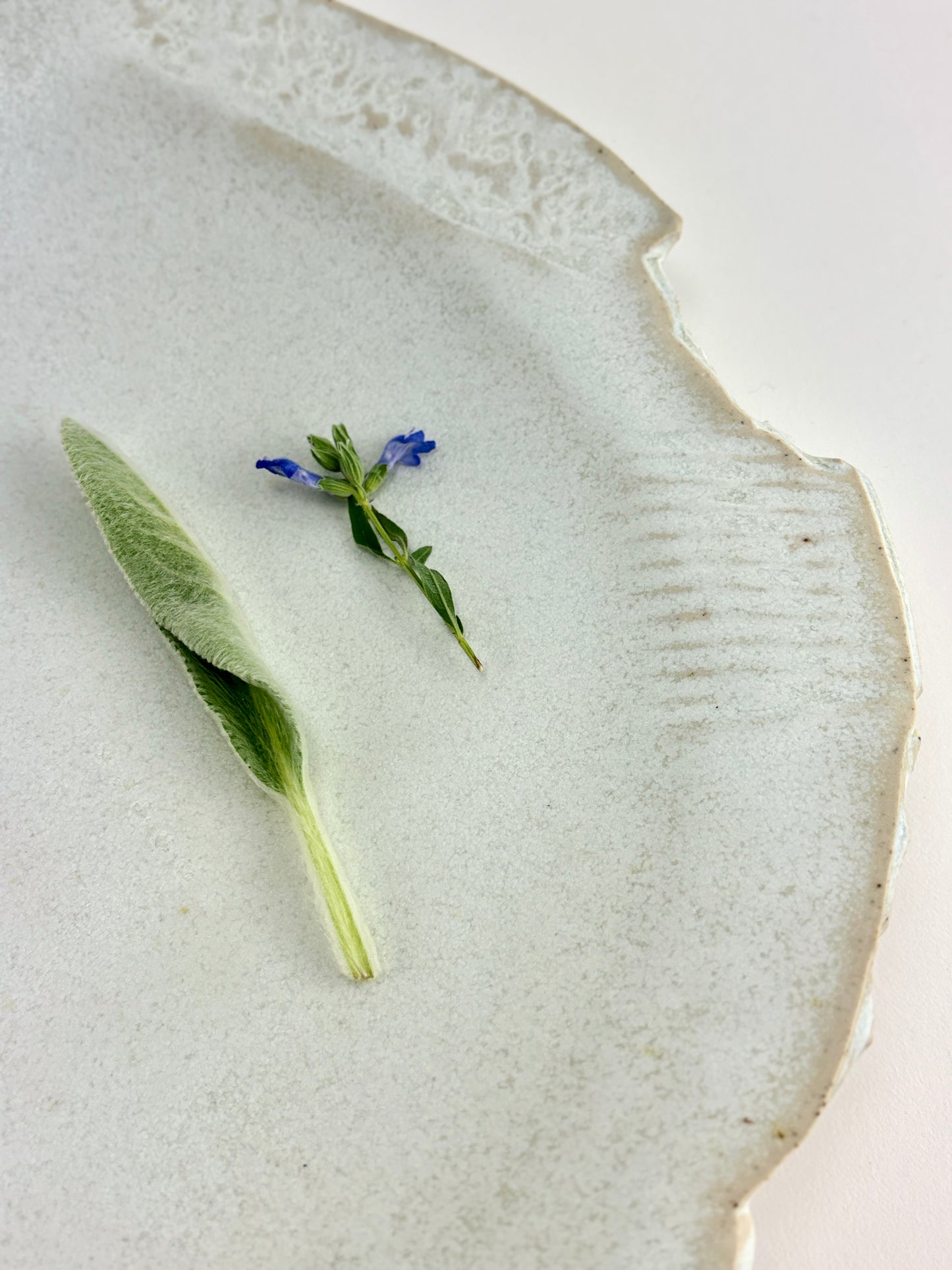 Small platter bowl, Rain