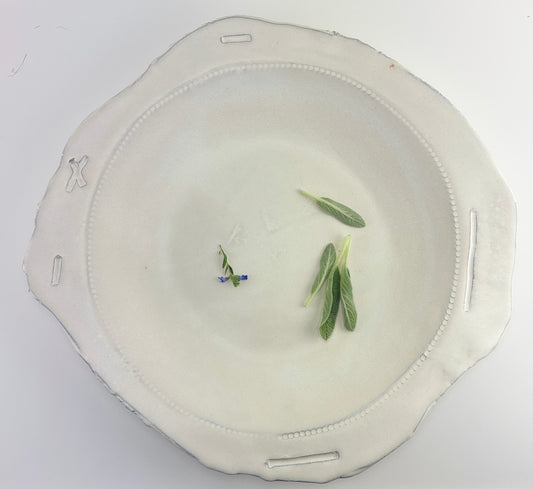 Spacious bowl 2 Cumulus white Xs and dashes