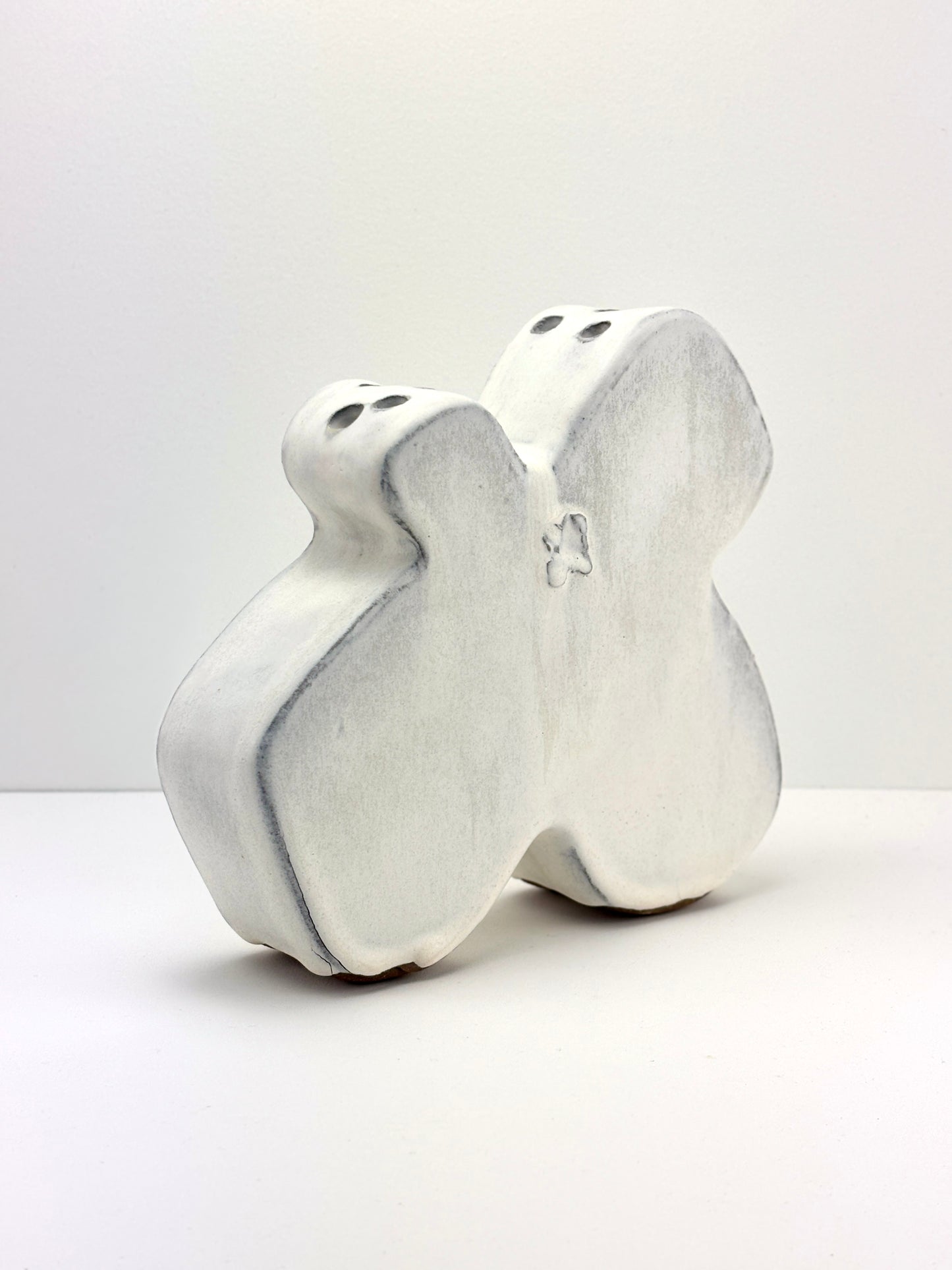 Flower Brick petal shape, dot texture in cumulus glaze