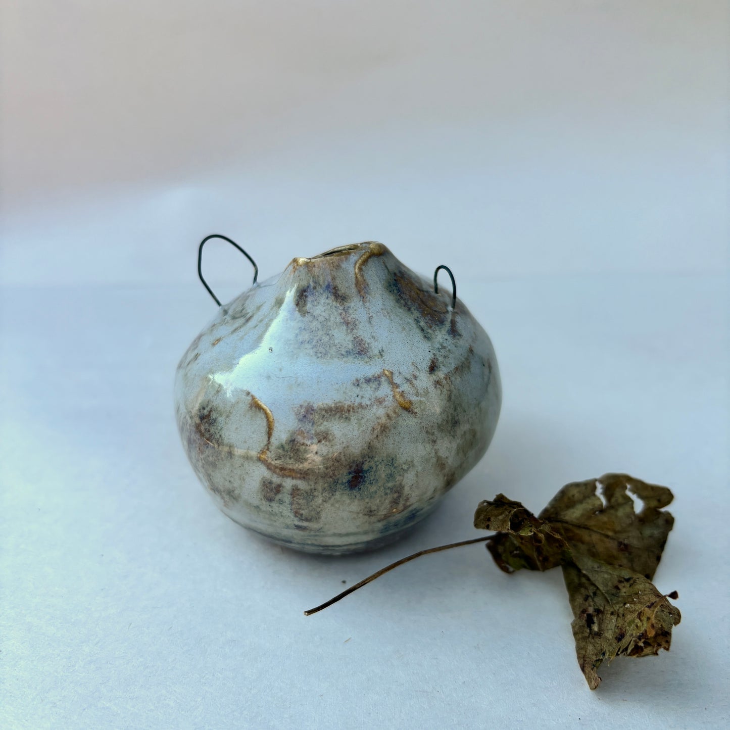 marble capsule vessel